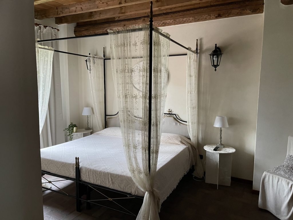 agriturismo con appartamenti Milano sud 